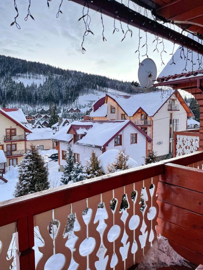 Sadyba U Halyny Sunrise Bukoveľ Exteriér fotografie