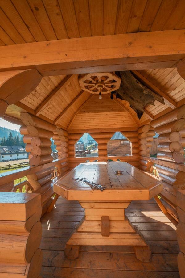 Sadyba U Halyny Sunrise Bukoveľ Exteriér fotografie